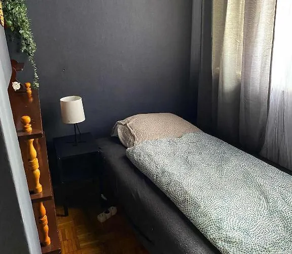 Small Room For Short Stay